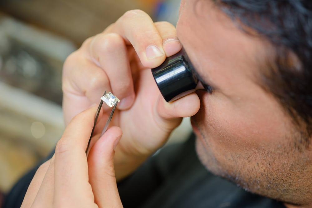 Fracture-Filled Diamonds: What Every Diamond Buyer Should Know Before Purchasing
