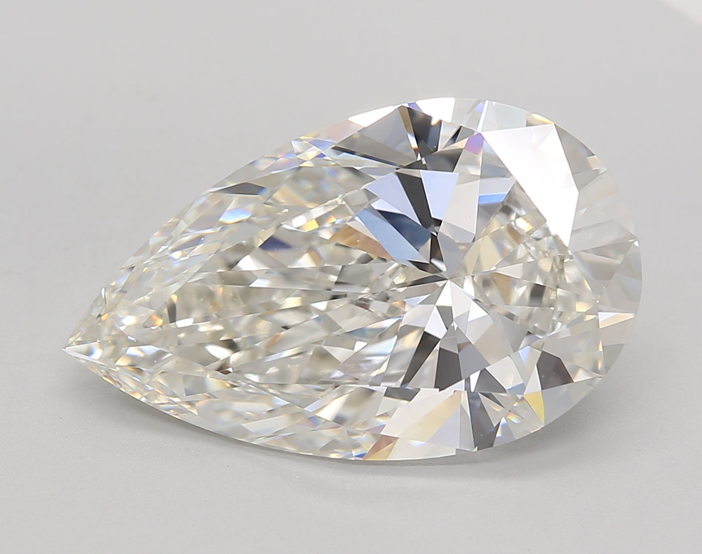 Pear Lab Created Diamond