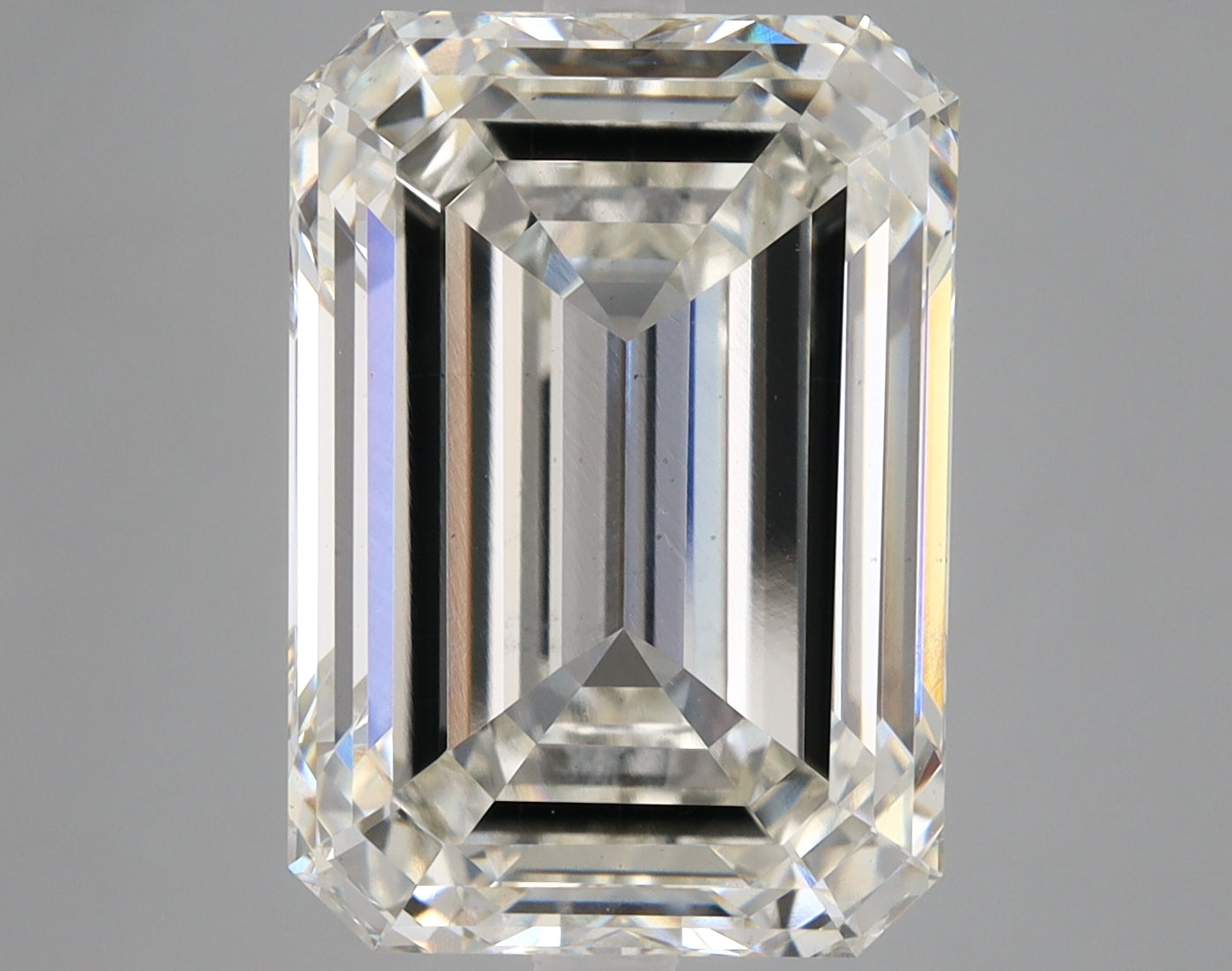 Emerald Lab Created Diamond