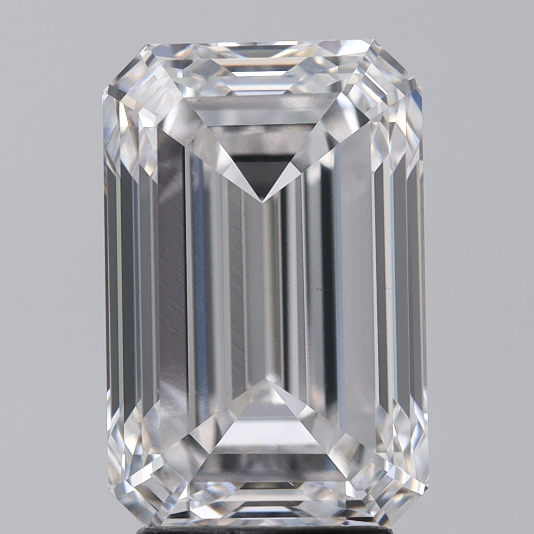 Emerald Lab Created Diamond