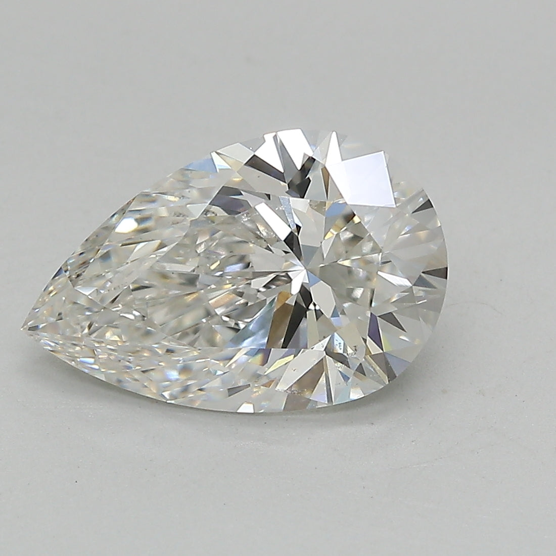 Pear Lab Created Diamond