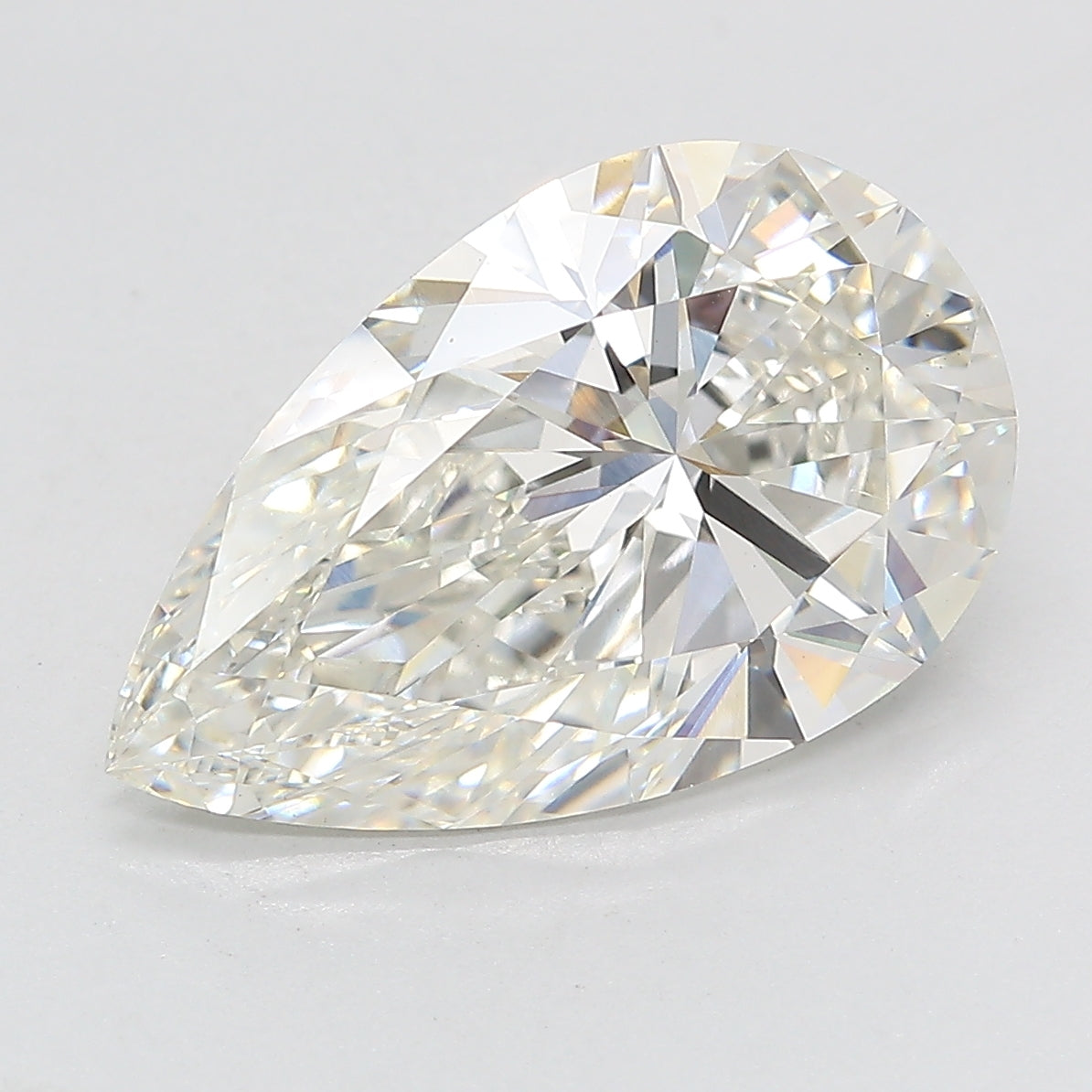 Pear Lab Created Diamond