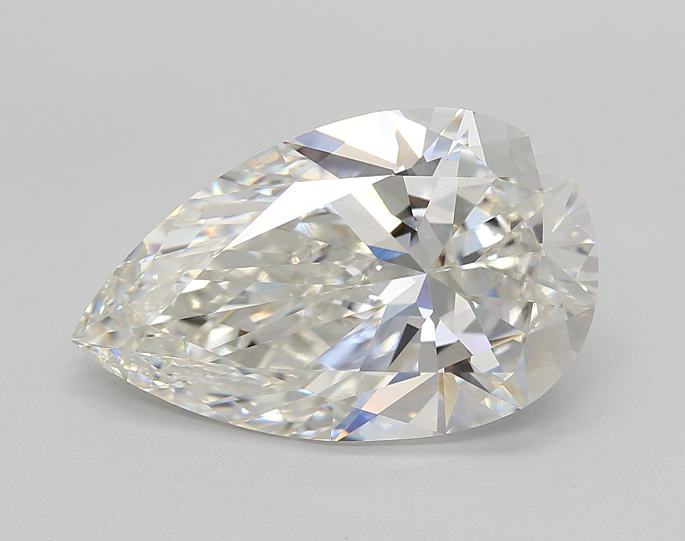 Pear Lab Created Diamond