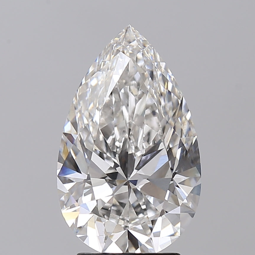 Pear Lab Created Diamond