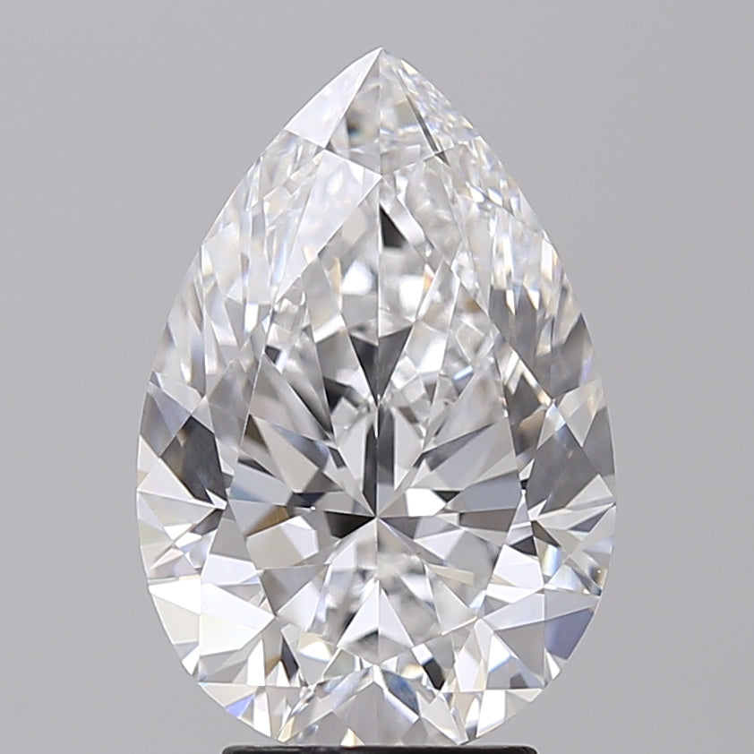 Pear Lab Created Diamond