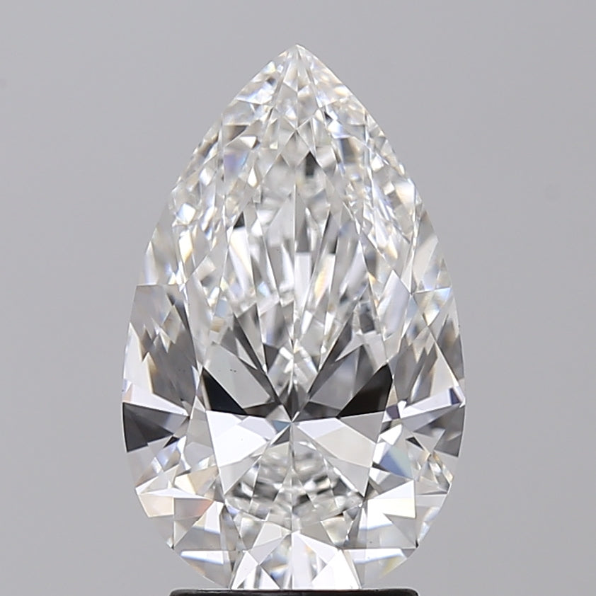 Pear Lab Created Diamond