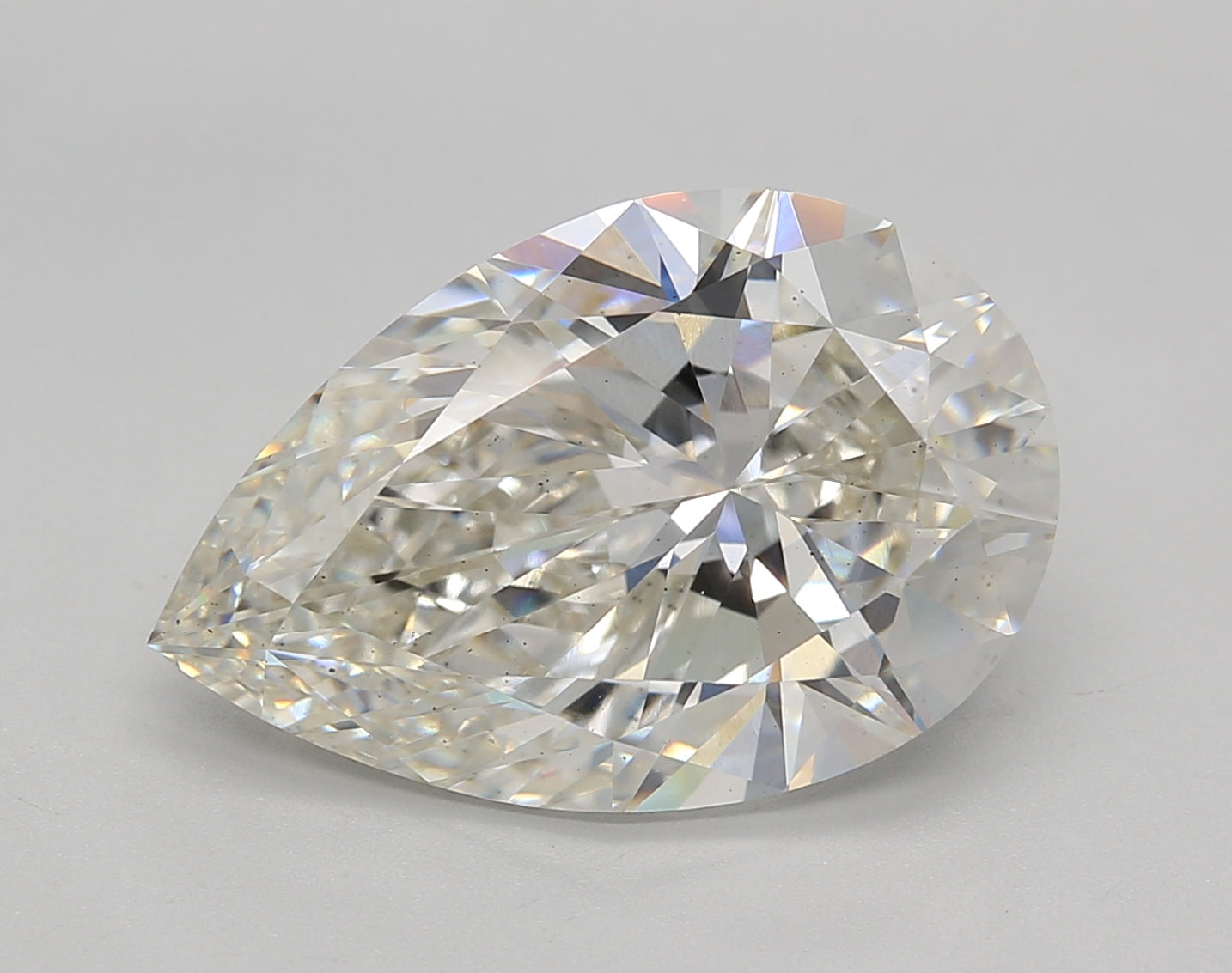 Pear Lab Created Diamond
