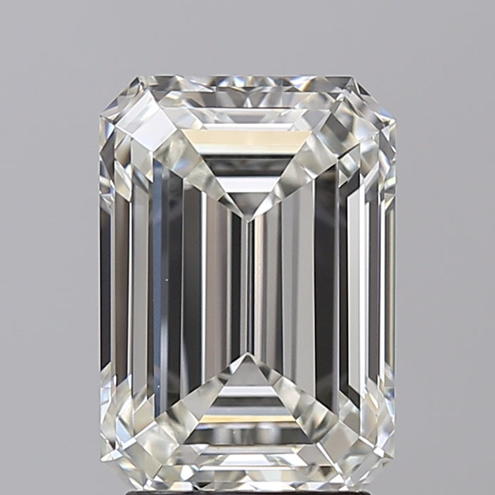 Emerald Lab Created Diamond