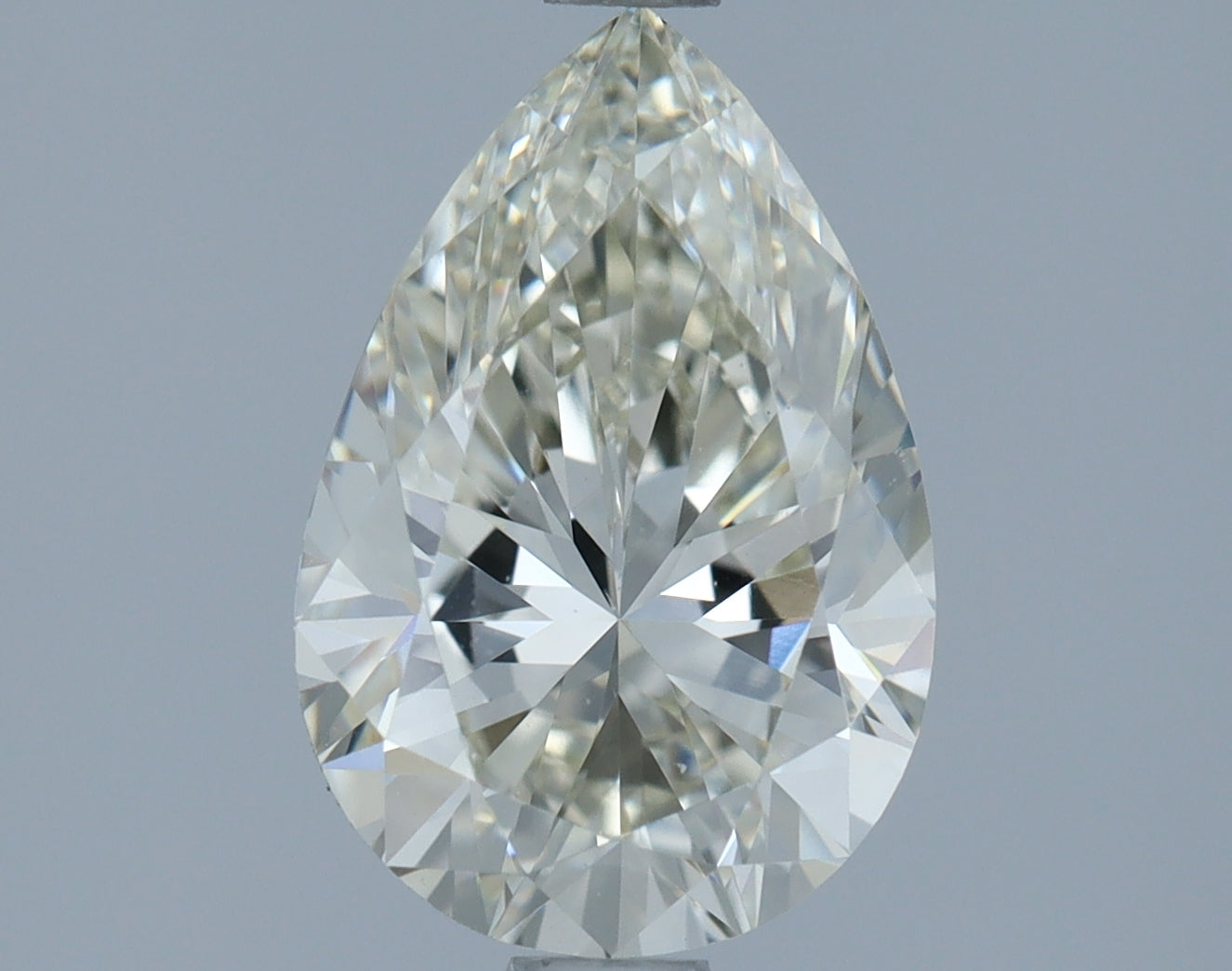 Pear Lab Created Diamond