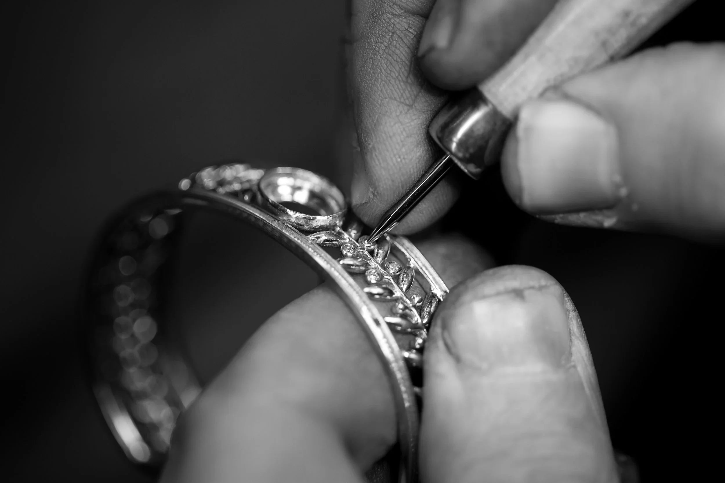 What to Do If Your Ring Is Too Big — A Refined Guide to Fit, Comfort, and Longevity