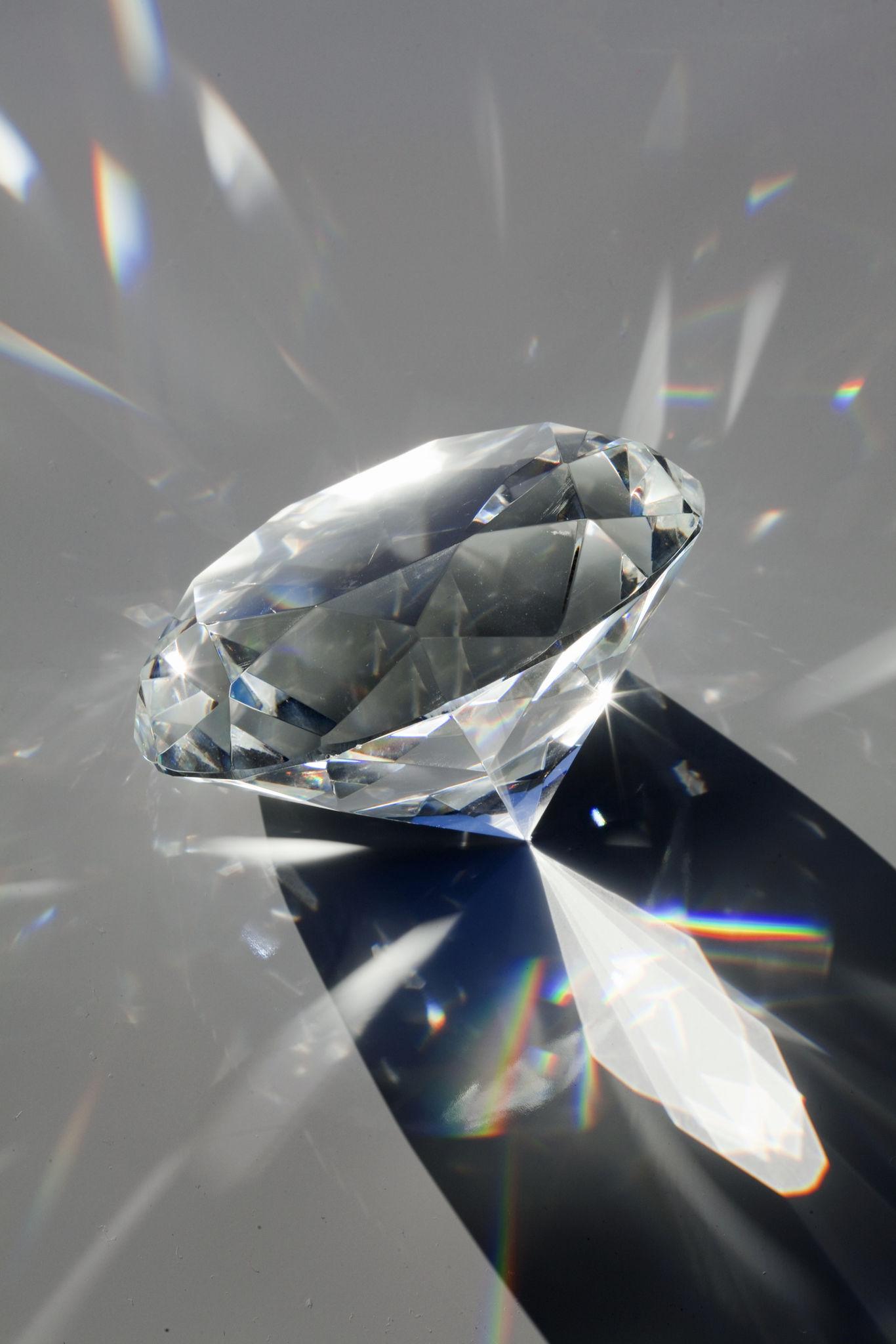 Why Is Diamond Called the "King of Gems"? The Science, Rarity, and Beauty Behind Nature's Most Extraordinary Gemstone