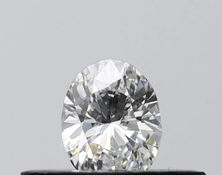 0.22ct Oval Lab Grown Diamond (Colour E, Clarity VVS2, IGI Certified)