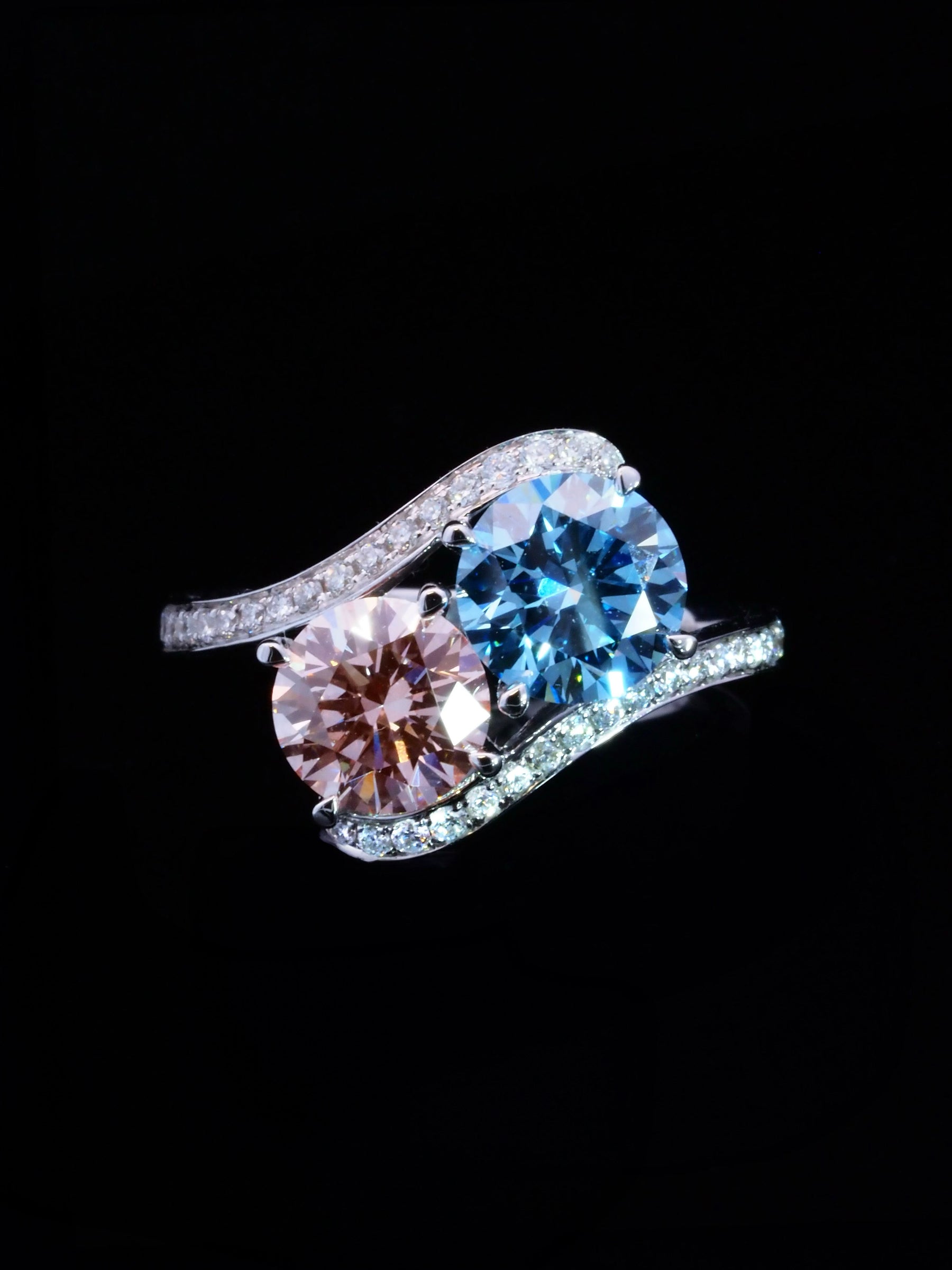 Mangrove Toi and Moi Vivid Ring