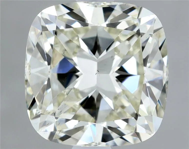 2.02ct Cushion modified Natural Diamond (Colour J, Clarity VS2, Cut VG, IGI Certified)