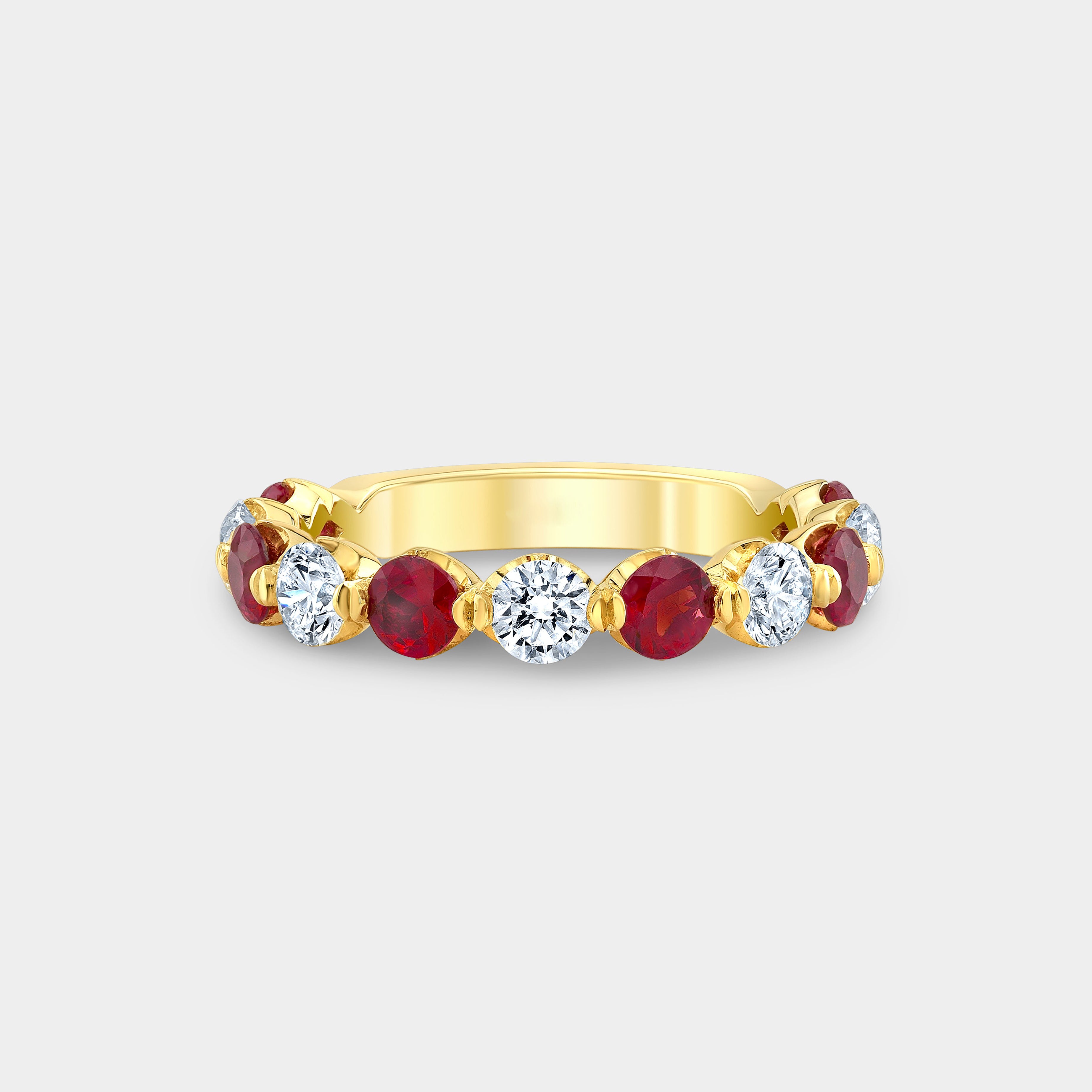 1.50ct Round Diamond Ruby Single Shared Prong Yellow Gold Wedding Band in 18K Yellow Gold
