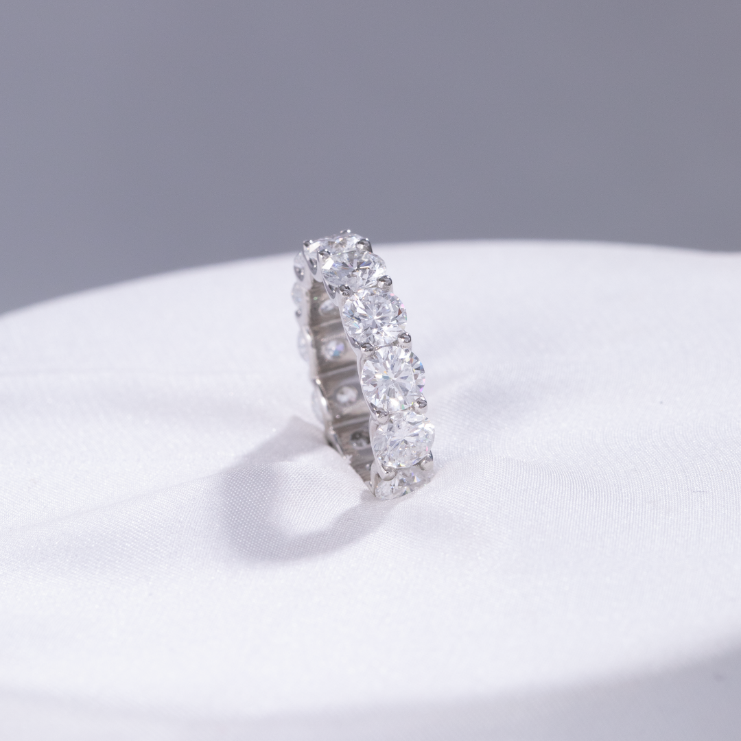 5.50ct Natural Round Diamond U Gallery 4.70mm Platinum Eternity Band