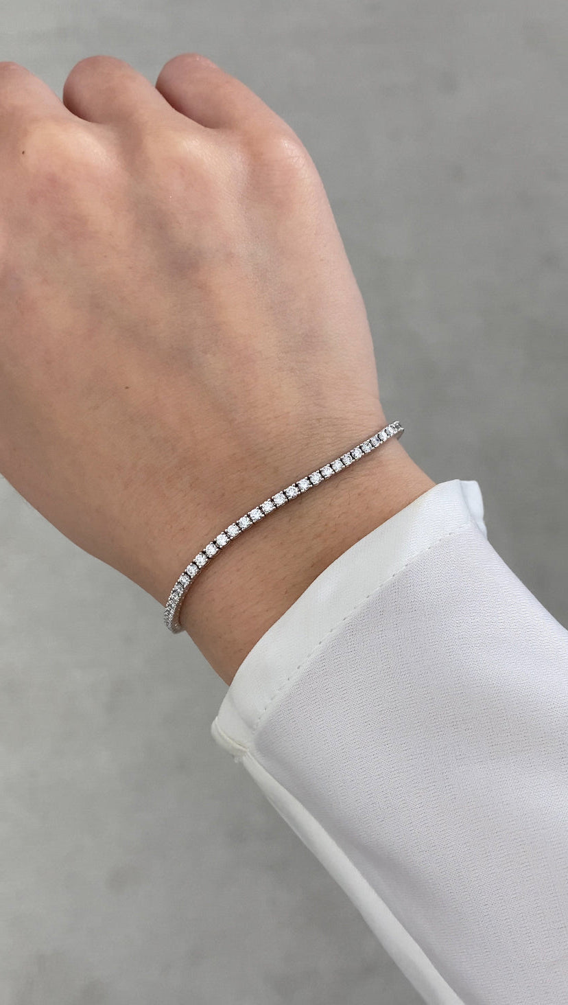 2.50ct Round Diamond Petite White Gold Tennis Bracelet
