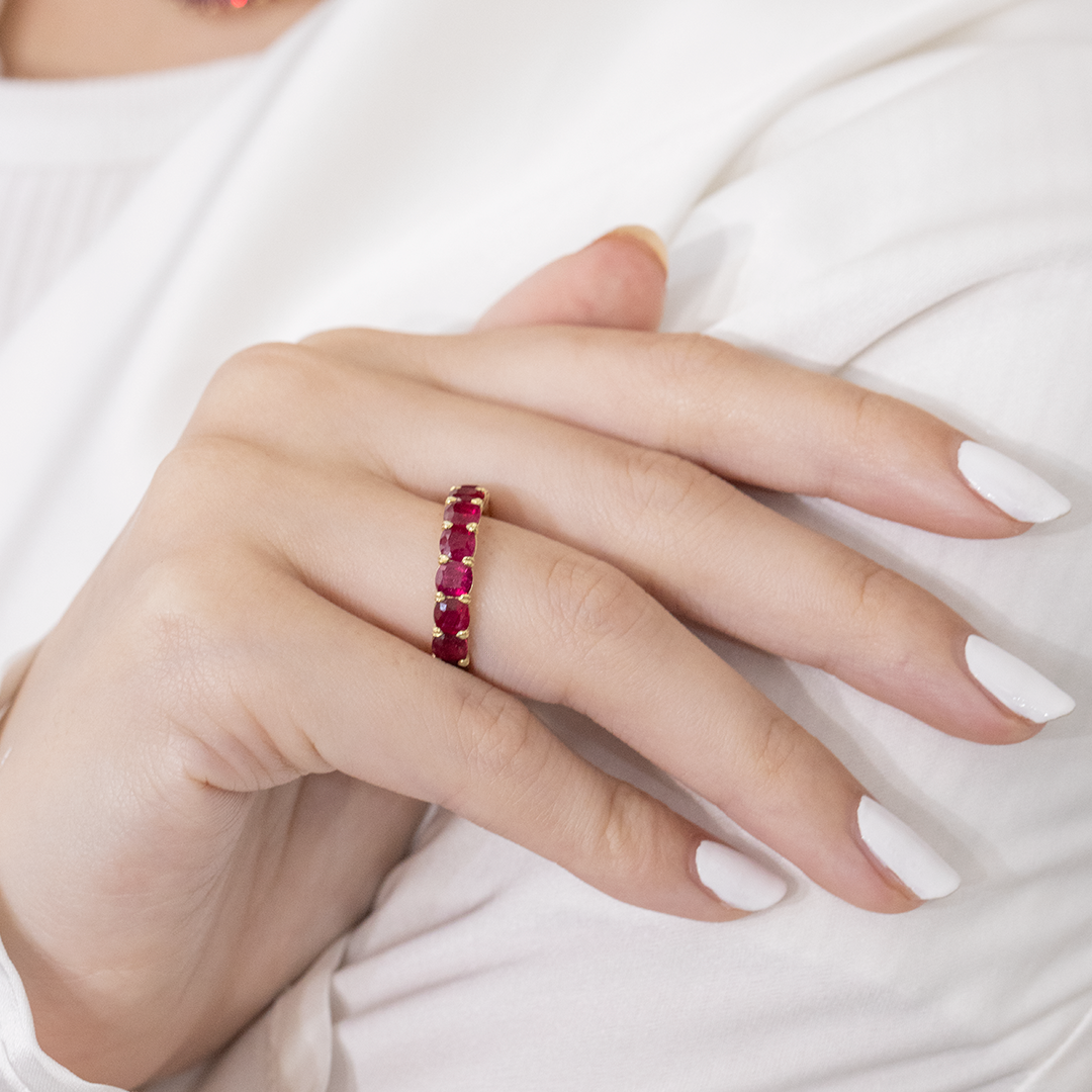 6ct Cushion Cut Red Ruby Yellow Gold Eternity Band in 18k Yellow Gold