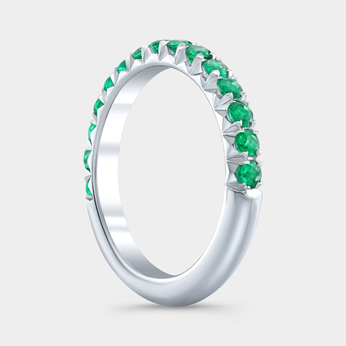0.50ct Natural Green Emerald French Pave Wedding Band in Platinum