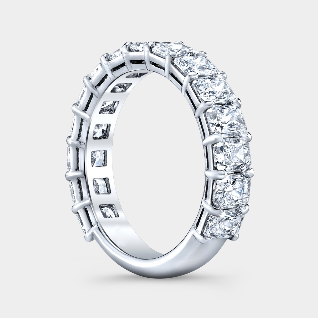 3.25ct Lab Grown Radiant Diamond 4.30mm Platinum Wedding Band