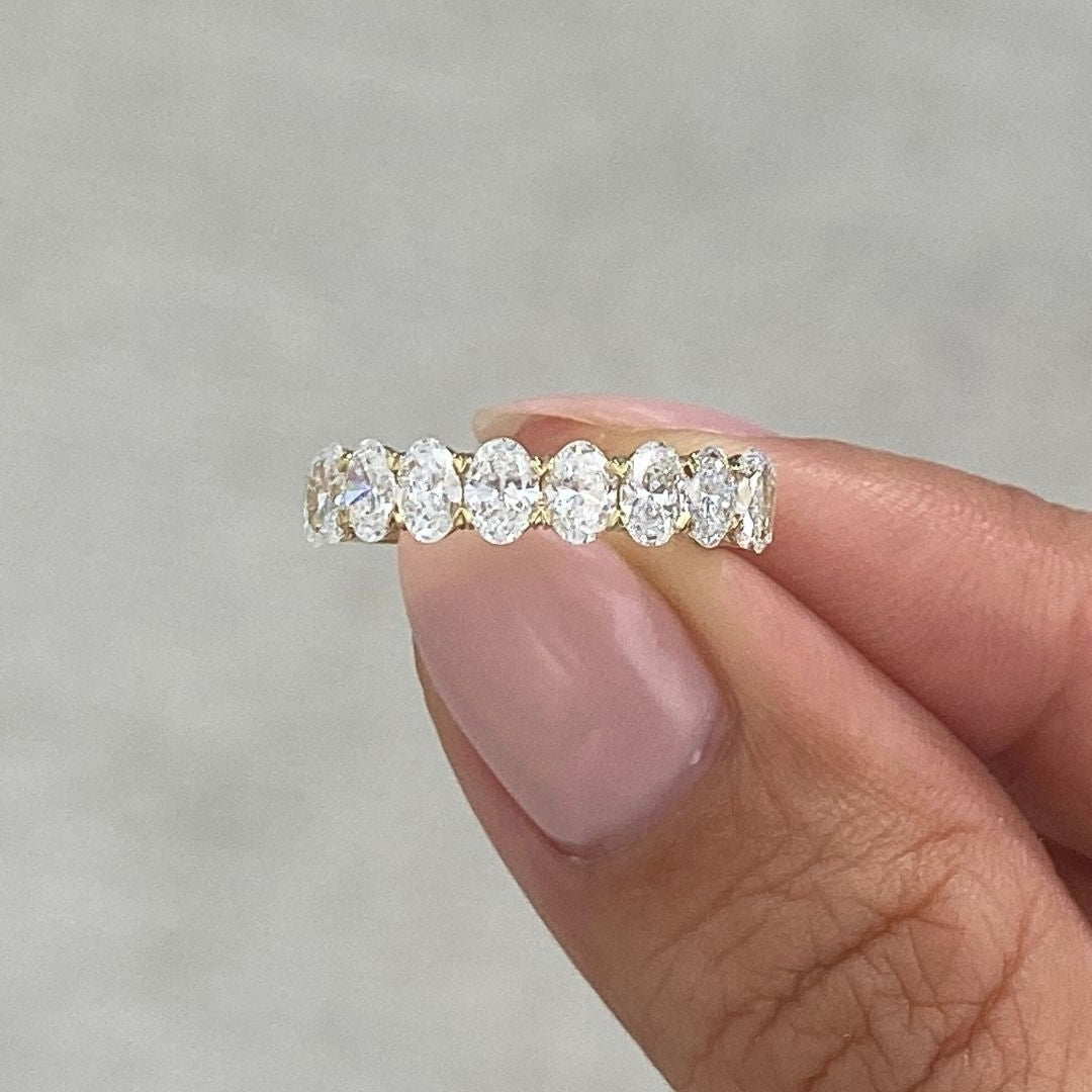 1.50ct Victoria Oval Diamond 4.50mm Yellow Gold Wedding Band in 14k yellow gold