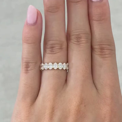 1.50ct Victoria Oval Diamond 4.50mm Yellow Gold Wedding Band in 14k yellow gold