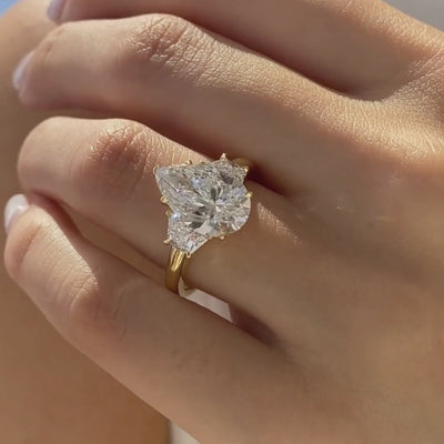 4ct Pear Shape Diamond with Trapezoid Yellow Gold 3 Stone Ring in 18k yellow gold - 1.50ct Lab Grown
