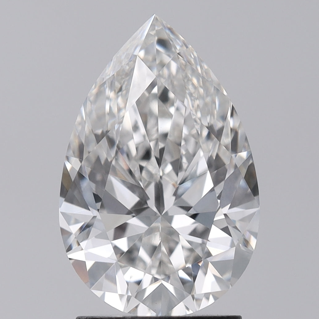 Pear Lab Created Diamond