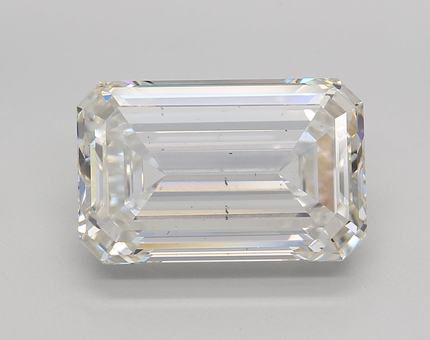 Emerald Lab Created Diamond