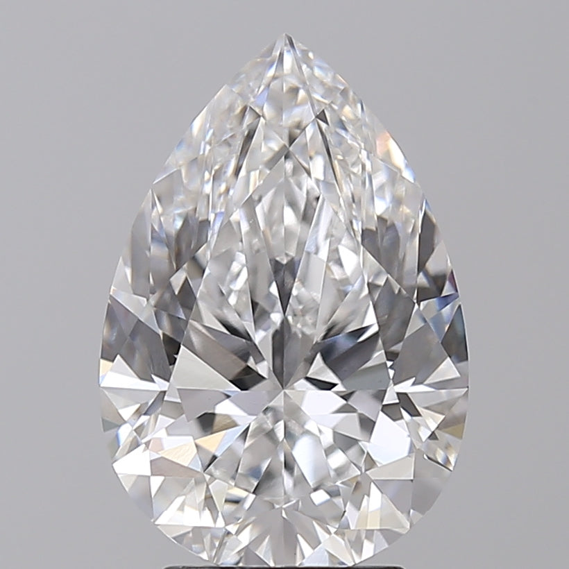 Pear Lab Created Diamond