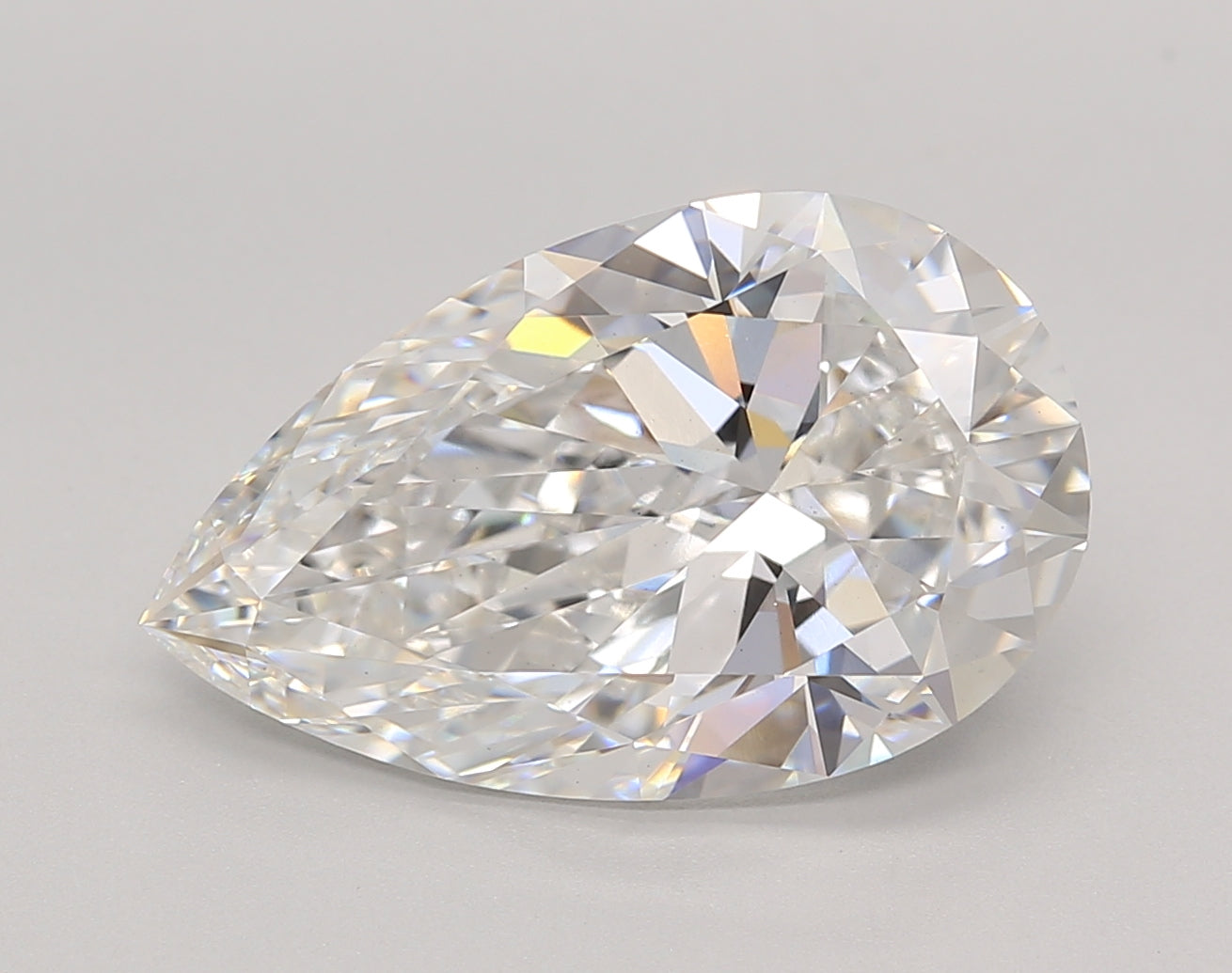 Pear Lab Created Diamond