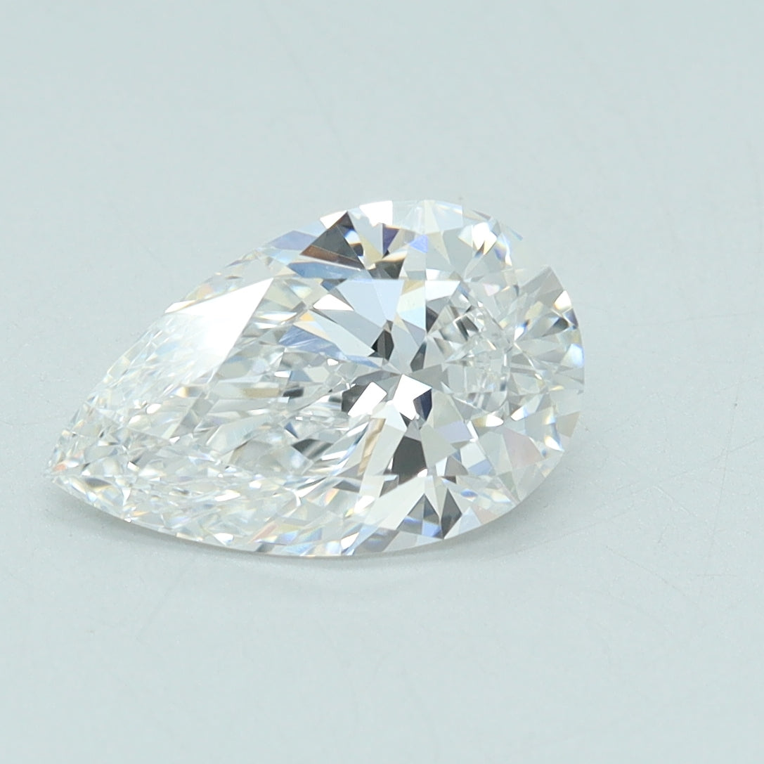 Pear Lab Created Diamond