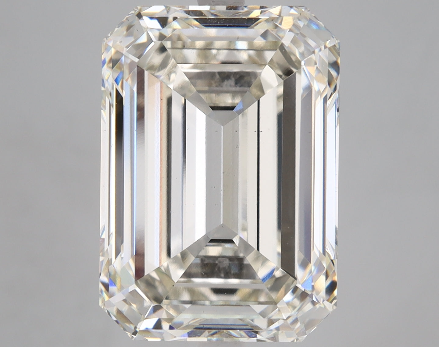 Emerald Lab Created Diamond