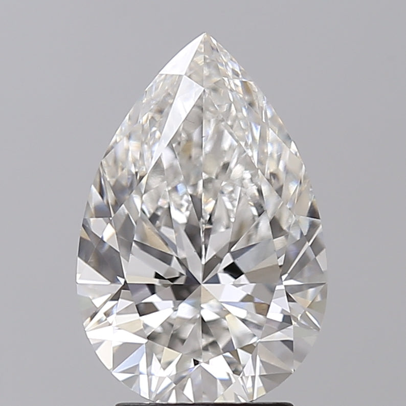 Pear Lab Created Diamond