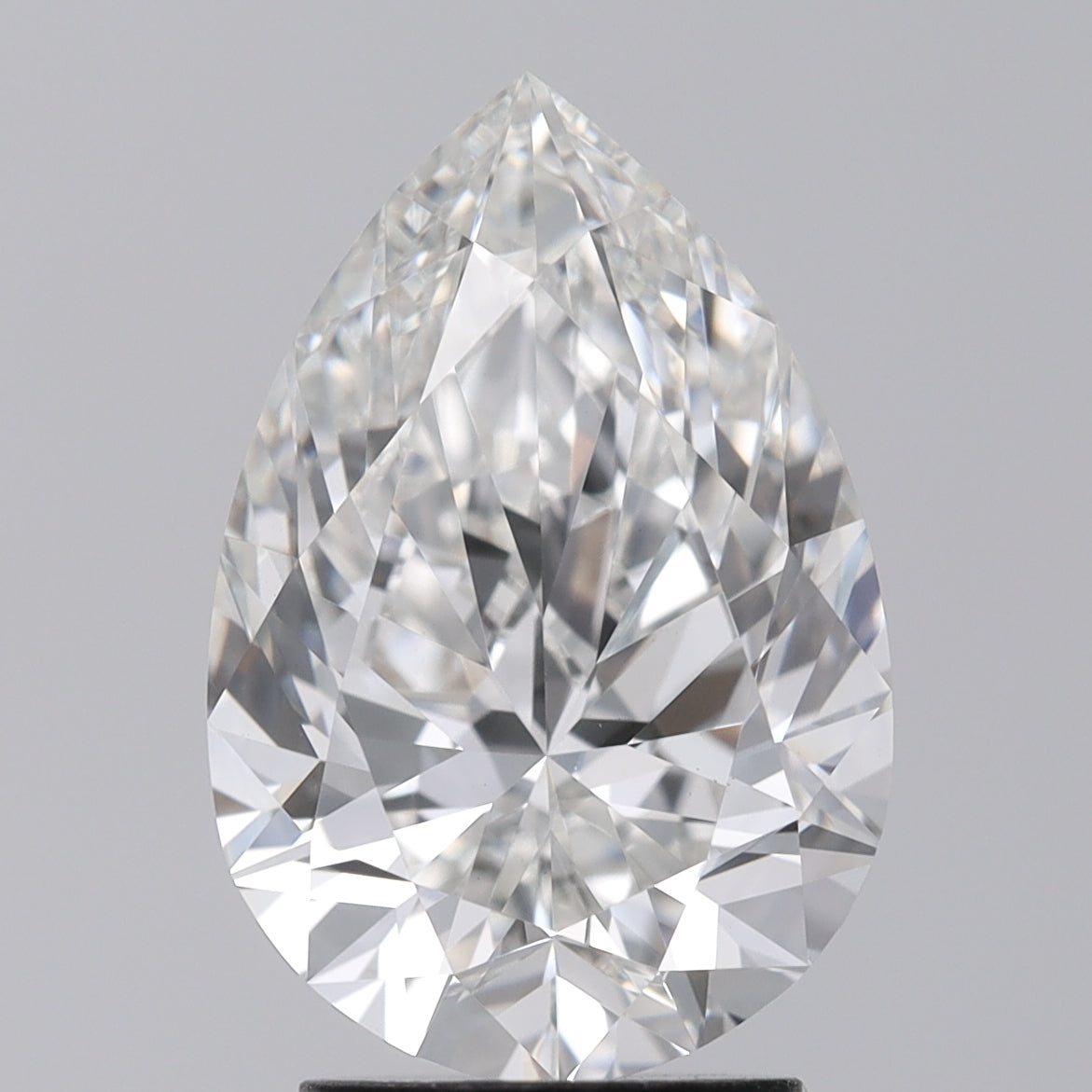 Pear Lab Created Diamond