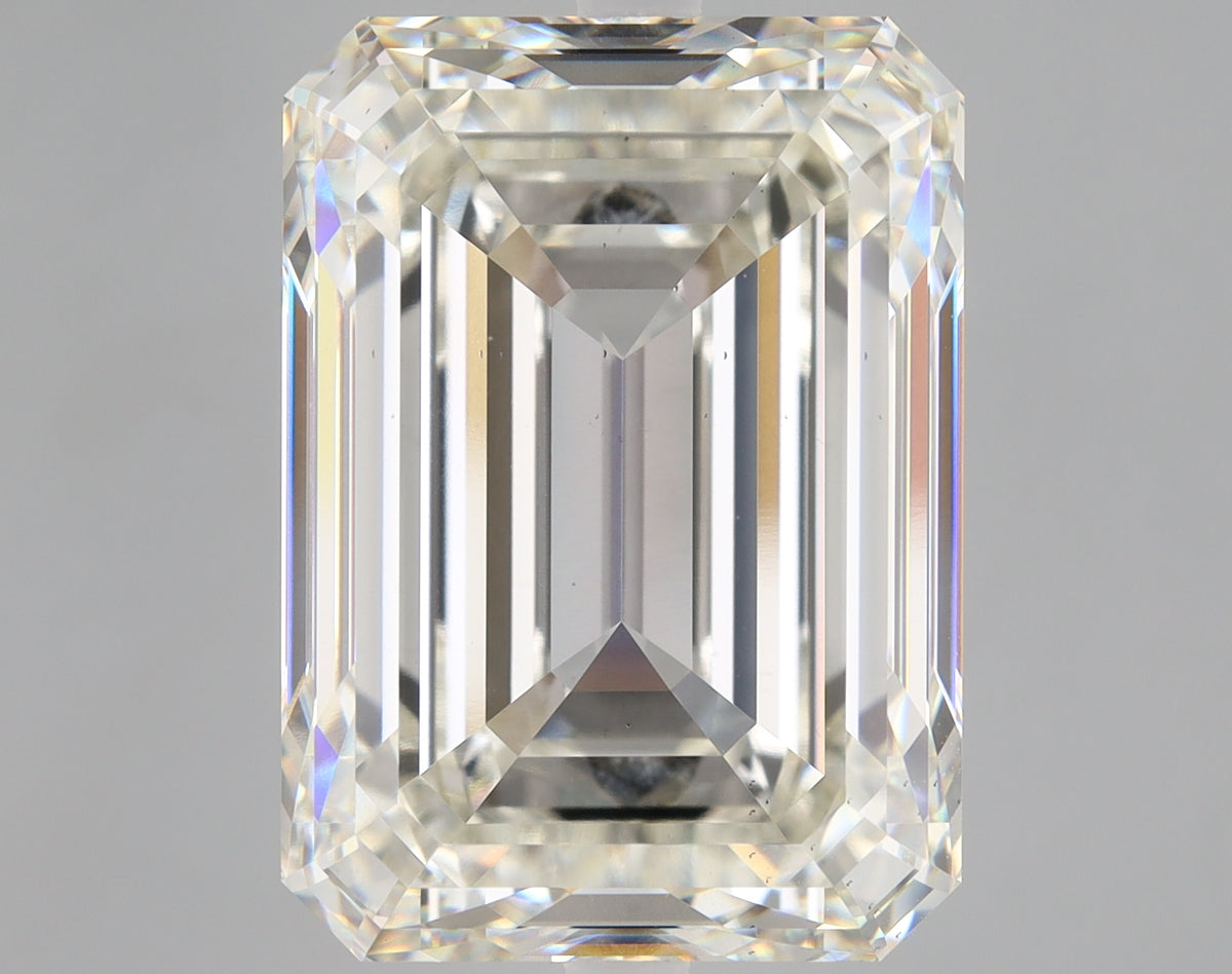 Emerald Lab Created Diamond
