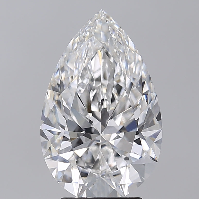 Pear Lab Created Diamond