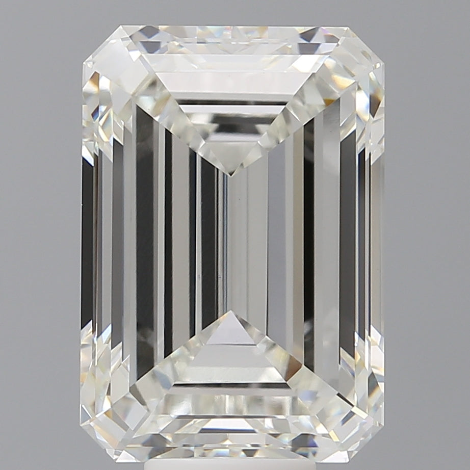 Emerald Lab Created Diamond