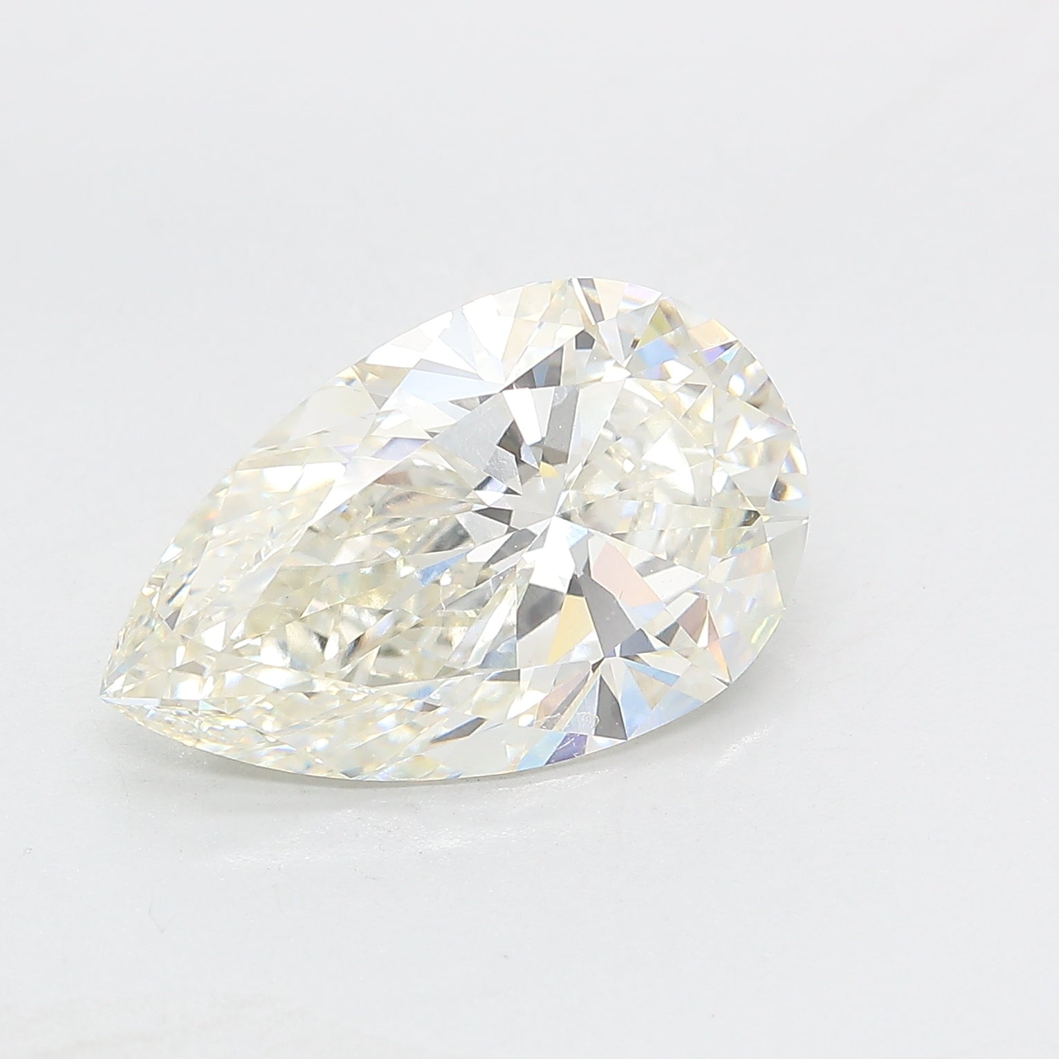 Pear Lab Created Diamond