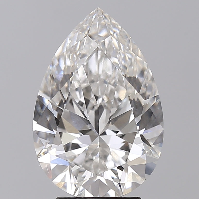 Pear Lab Created Diamond