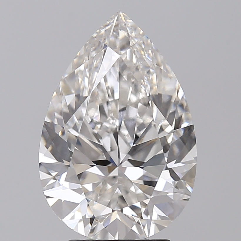 Pear Lab Created Diamond