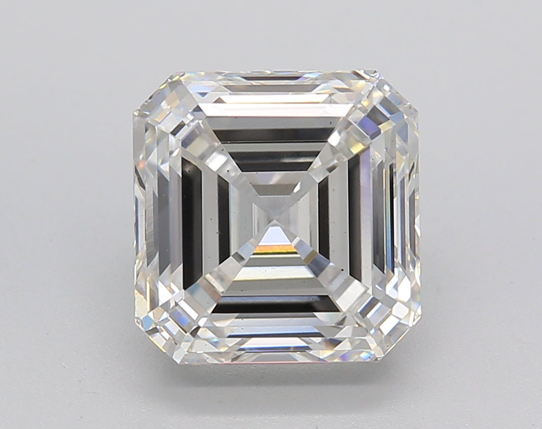 SQUARE Emerald Lab Created Diamond