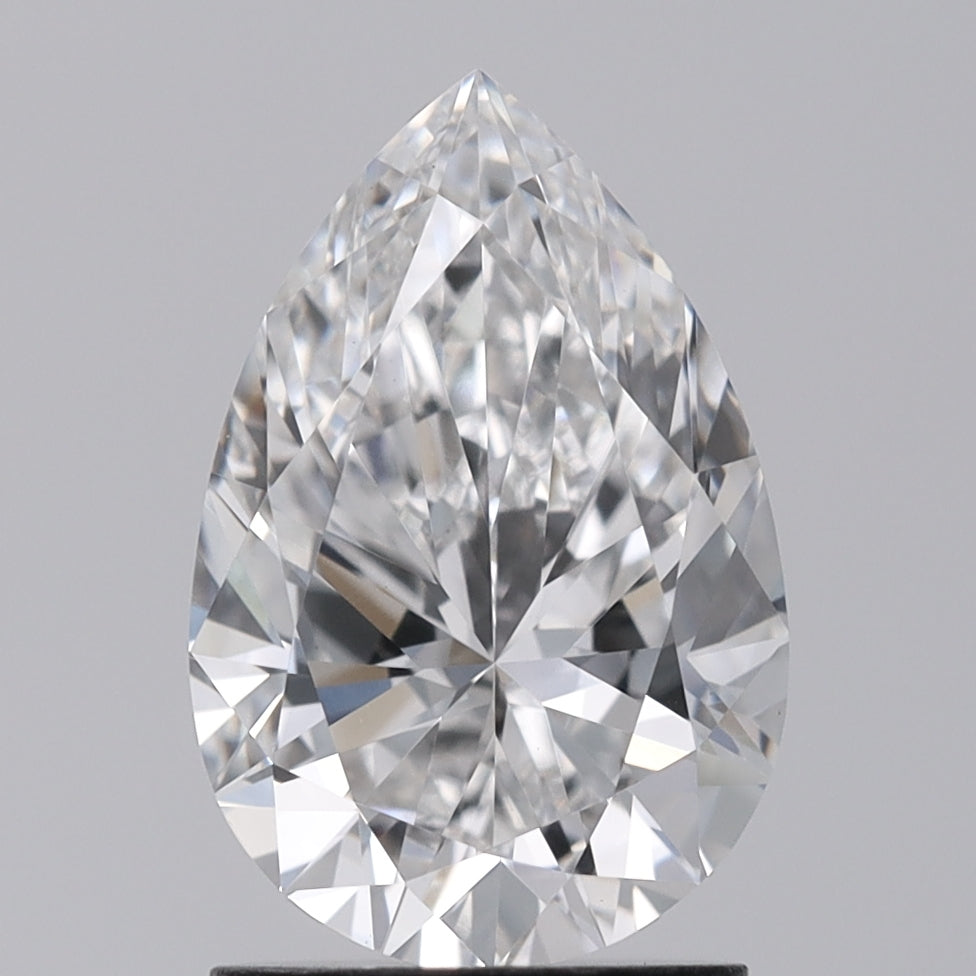 Pear Lab Created Diamond