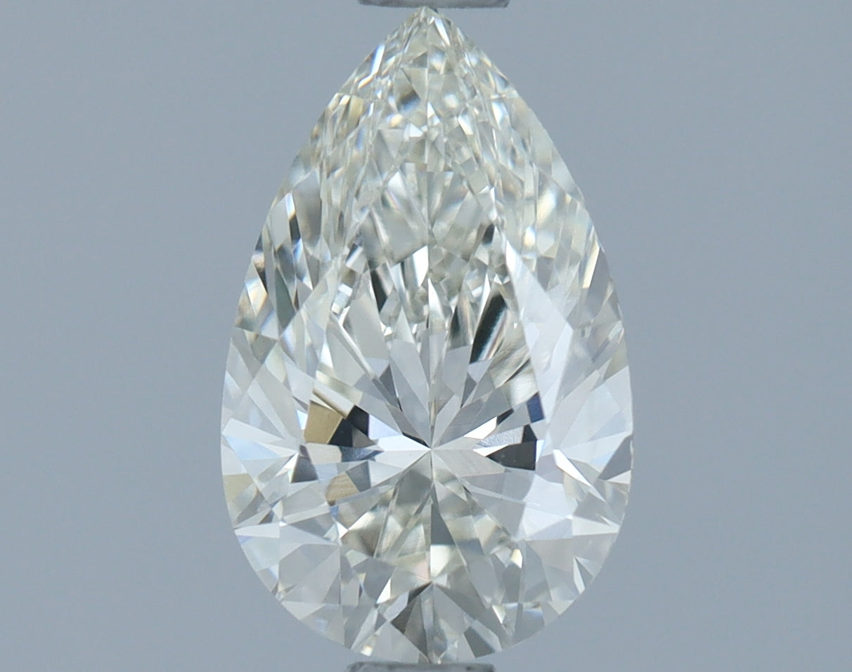 Pear Lab Created Diamond